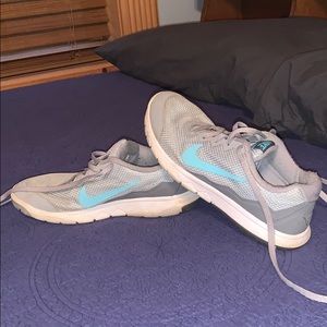 Nike flex experience RN 4 women’s shoes